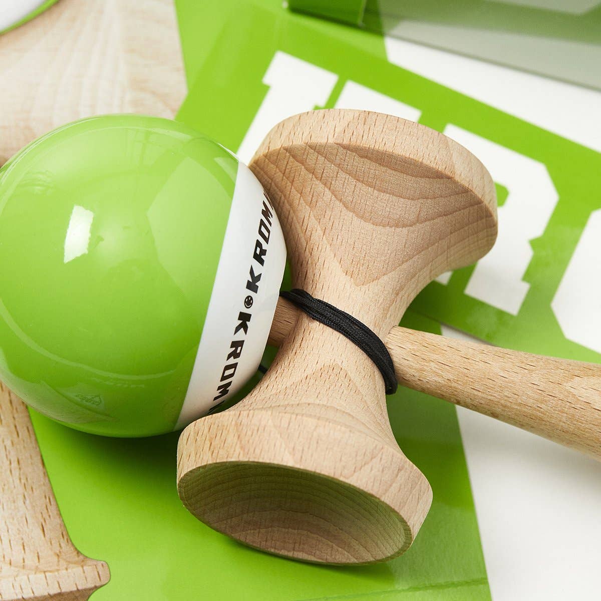 KROM · POP LOL LIME GREEN · KENDAMA