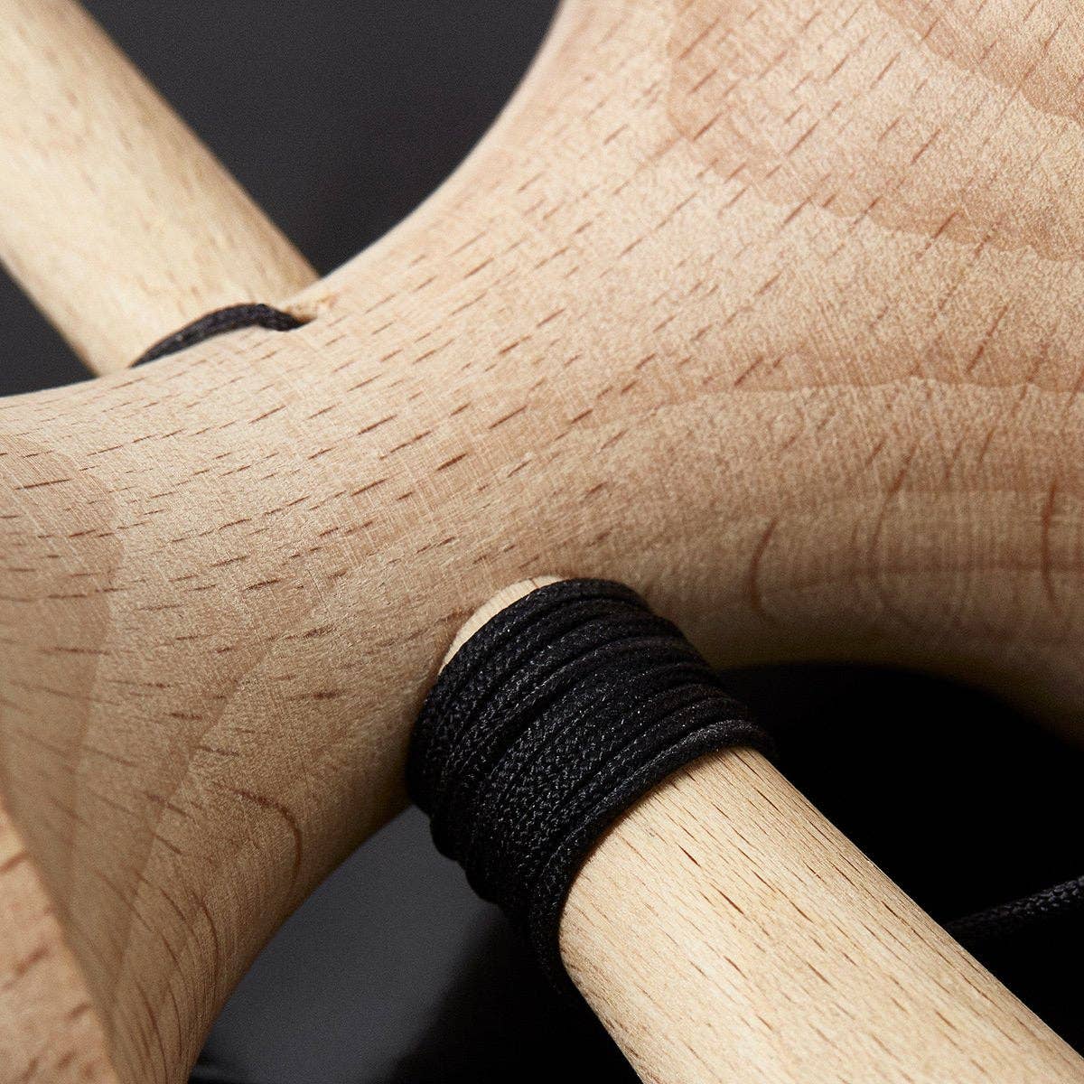 KROM · POP LOL BLACK · KENDAMA